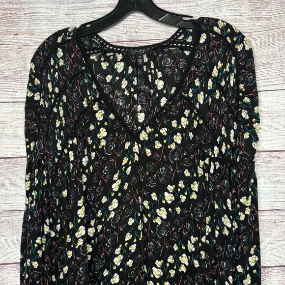 Jessica Simpson Floral Crinkle Fabric Crochet Lace Long Sleeve Top Size 3XL Plus - Picture 15 of 16